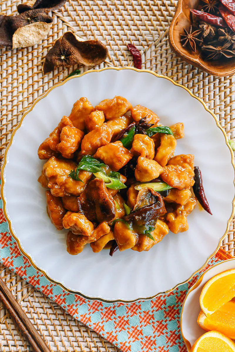 Orange Chicken at Kwan Mein，a Chinese Restaurant in Chandler